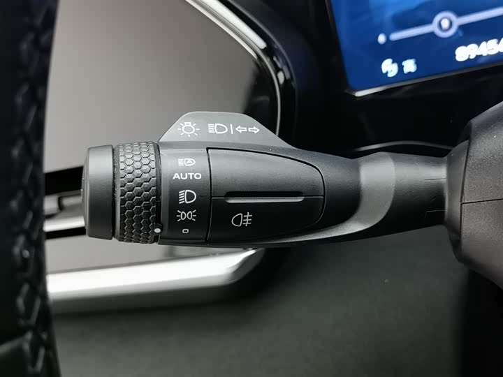 Geely Monjaro L Hybrid 2022 2022款 1.5T DHT增程电动旗舰版