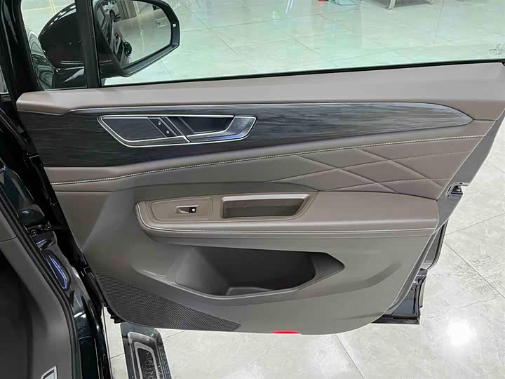 Volkswagen Viloran 2024 2024款 380TSI 尊贵版