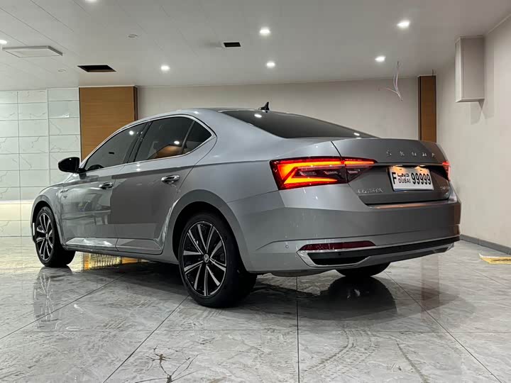 2024 Skoda Superb