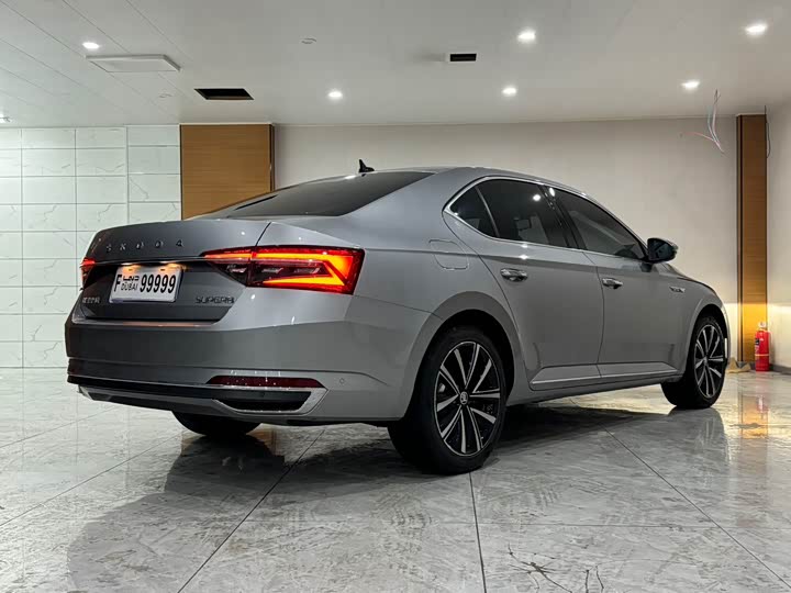 Skoda Superb 2024 2024款 TSI280 DSG尊享版