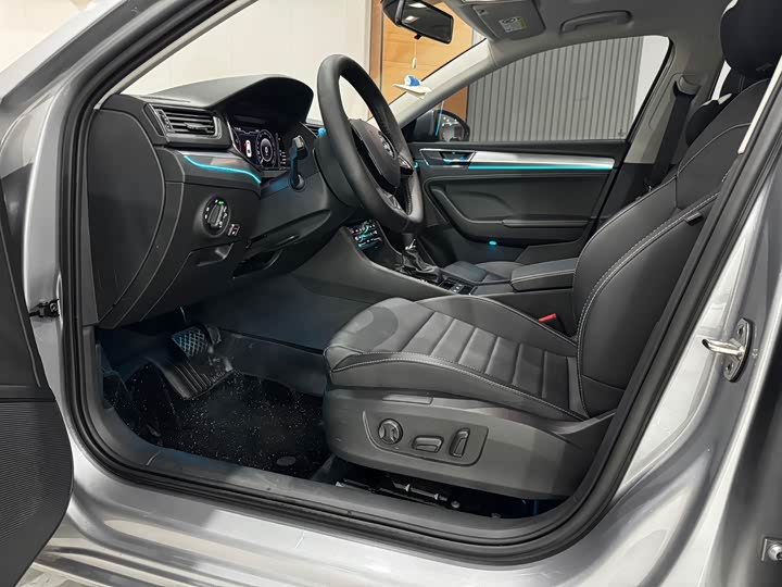 Skoda Superb 2024 2024款 TSI280 DSG尊享版