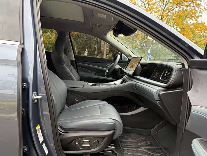 BYD Sea Lion 07 DM-i Hybrid 2025 2025款 150 领航+版