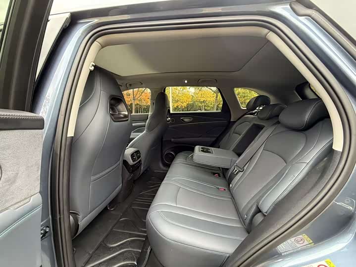 BYD Sea Lion 07 DM-i Hybrid 2025 2025款 150 领航+版