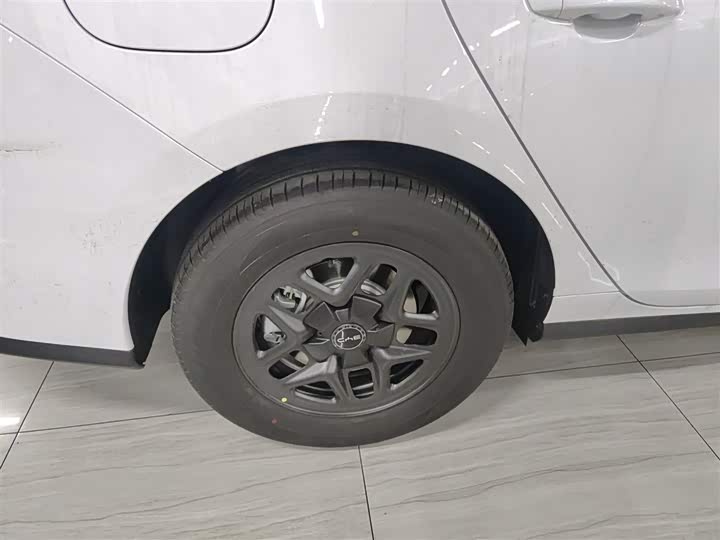 BYD Seal 05 DM-i Hybrid 2025 2025款 DM-i 智驾版 55KM豪华型