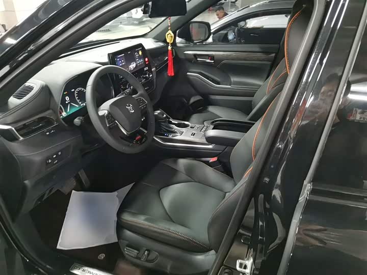 Toyota Crown Kluger 2024 2024款 2.5L HEV四驱尊贵版