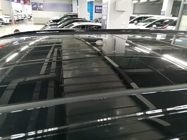 Toyota Crown Kluger 2024 2024款 2.5L HEV四驱尊贵版