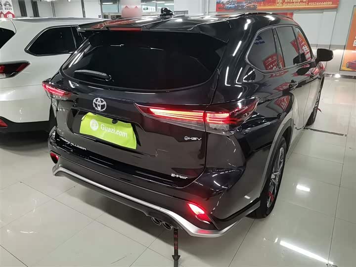 Toyota Crown Kluger 2024 2024款 2.5L HEV四驱尊贵版