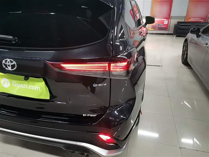 Toyota Crown Kluger 2024 2024款 2.5L HEV四驱尊贵版