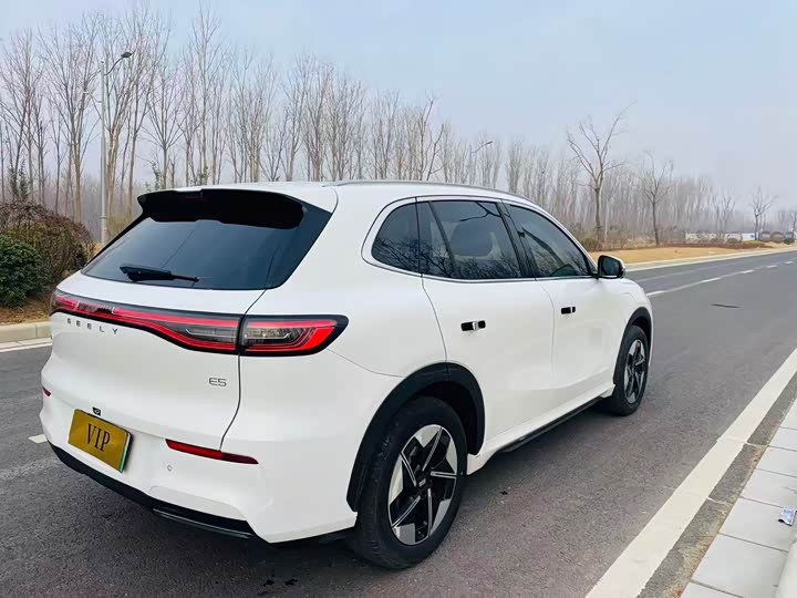 Geely Galaxy E5 2024 2024款 530km 星舰版