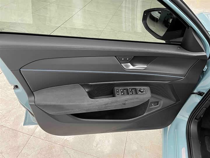 Volkswagen Passat 2025 2025款 Pro 380TSI 星空龙尊版