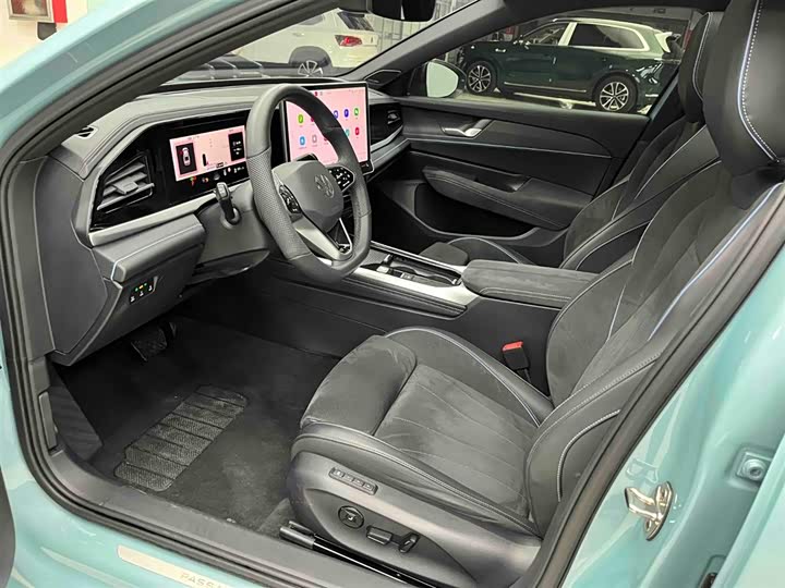 Volkswagen Passat 2025 2025款 Pro 380TSI 星空龙尊版