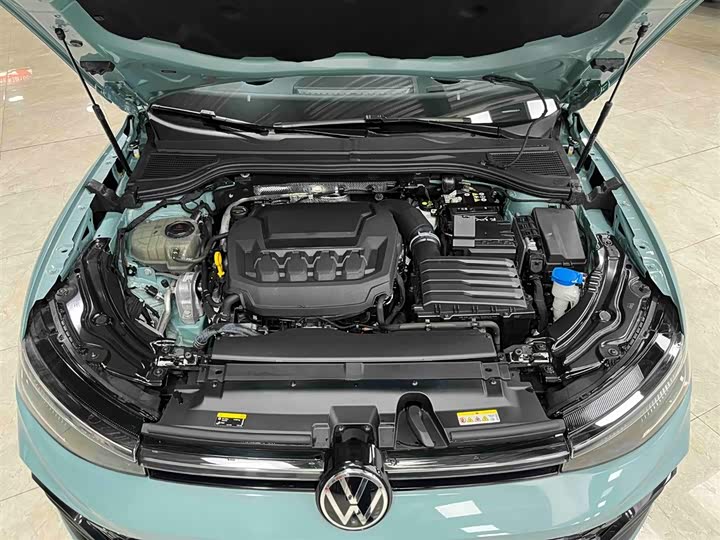 Volkswagen Passat 2025 2025款 Pro 380TSI 星空龙尊版