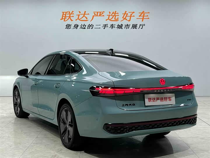 Volkswagen Passat 2025 2025款 Pro 380TSI 星空龙尊版