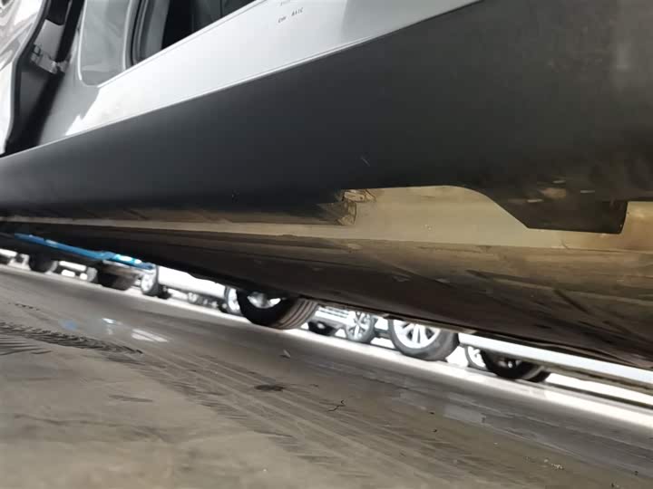 Roewe D7 2023 2023款 DMH 125km 旗舰版