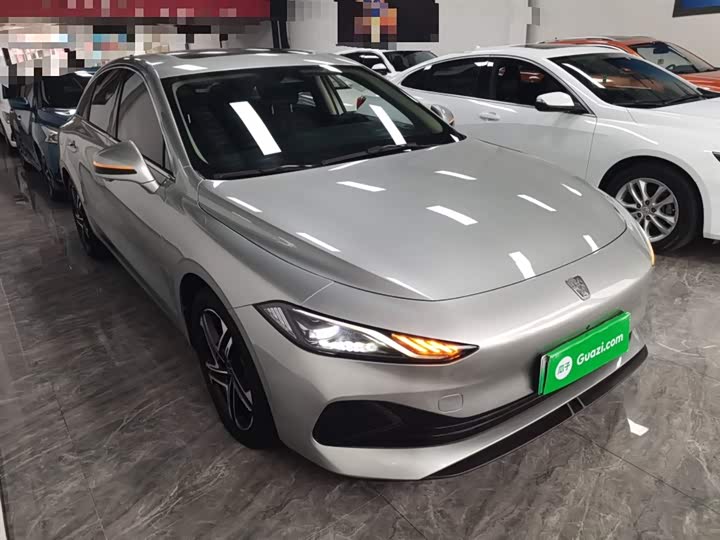 Roewe D7 2023 2023款 DMH 125km 旗舰版