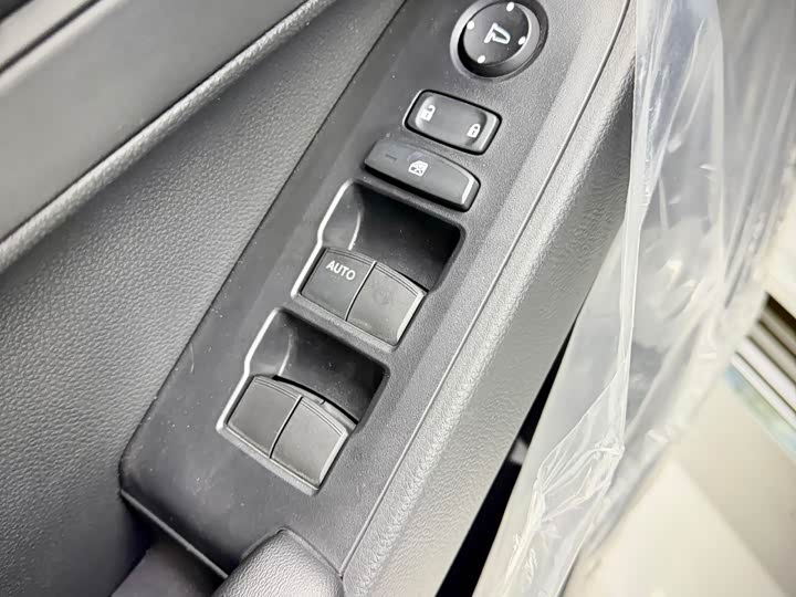 Honda XR-V 2023 2023款 1.5L CVT热力版