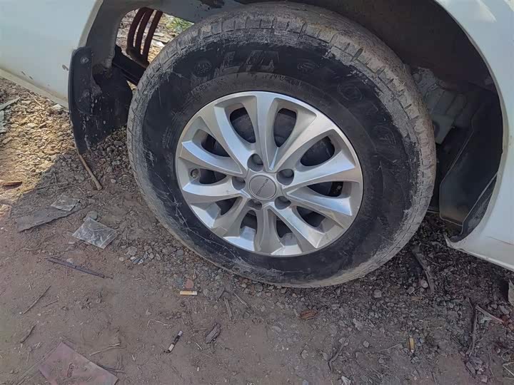 Dongfeng Forthing Lingzhi M5 EV 2022 2022款 舒适型 7座