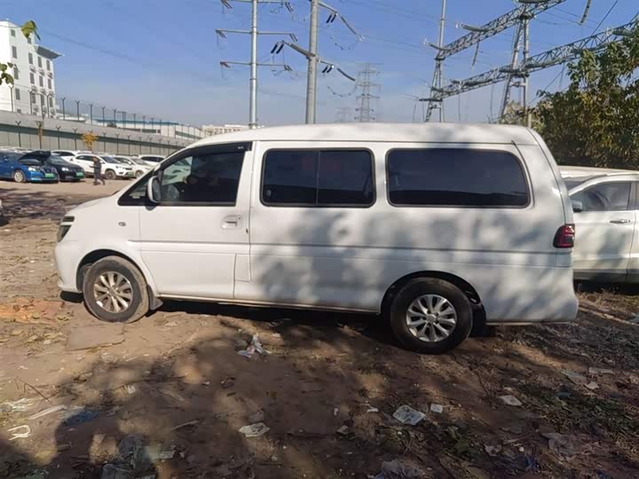 Dongfeng Forthing Lingzhi M5 EV 2022 2022款 舒适型 7座