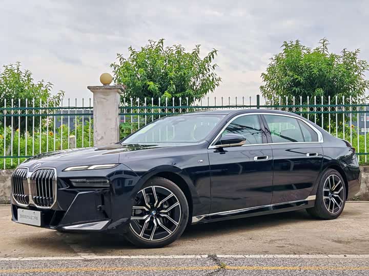 BMW 7 Series 2023 2023款 735Li M运动套装