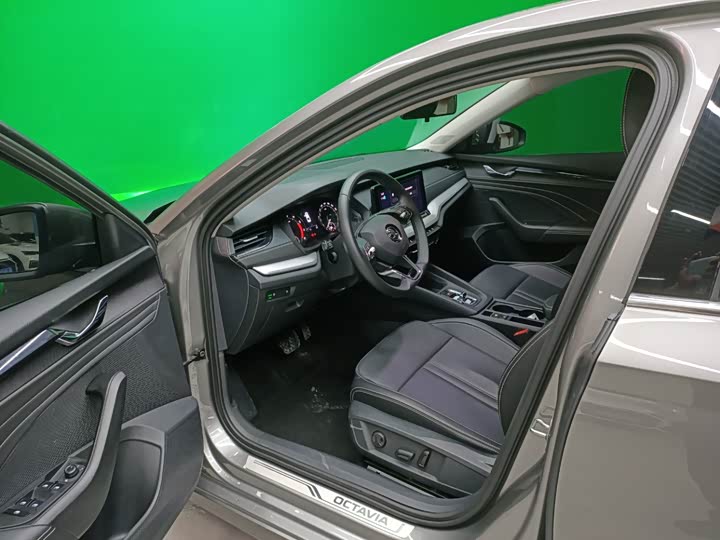 Skoda Octavia Pro 2022 2022款 PRO TSI280 尊享版