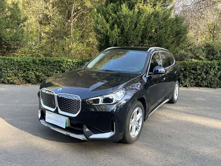 BMW iX1 2023 2023款 eDrive25L X设计套装
