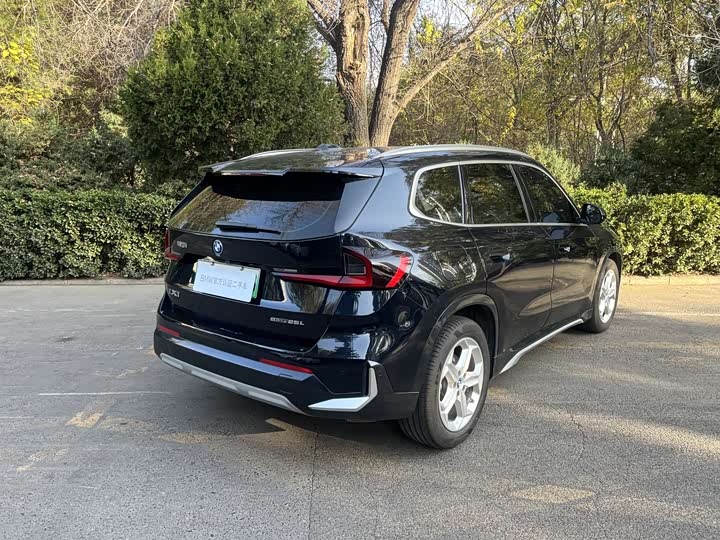 BMW iX1 2023 2023款 eDrive25L X设计套装