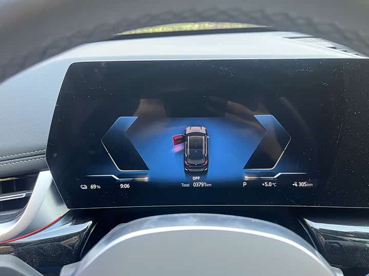 BMW iX1 2023 2023款 eDrive25L X设计套装