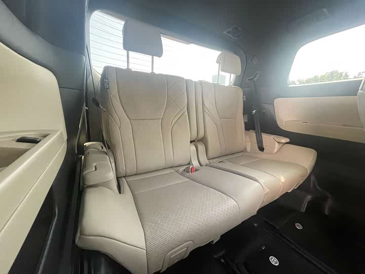 Toyota Alphard 2024 2024款 双擎 2.5L 臻享版