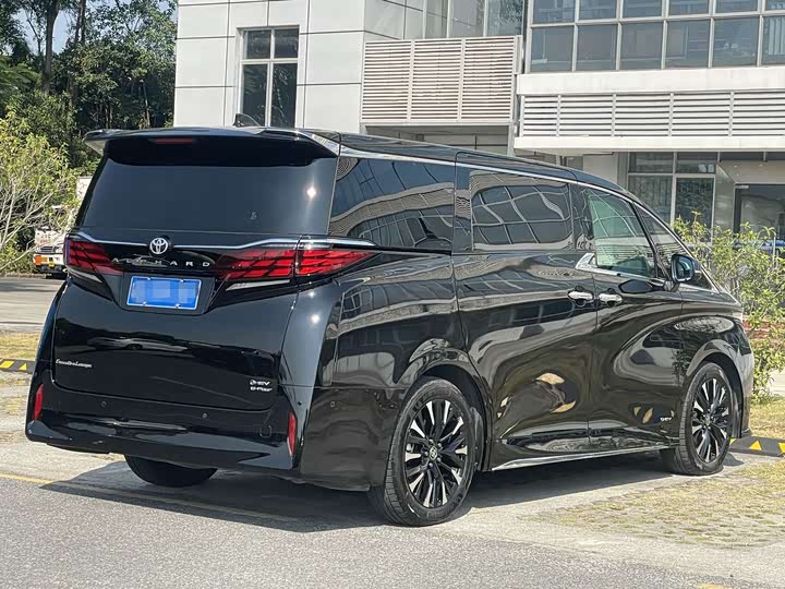 Toyota Alphard 2024 2024款 双擎 2.5L 臻享版