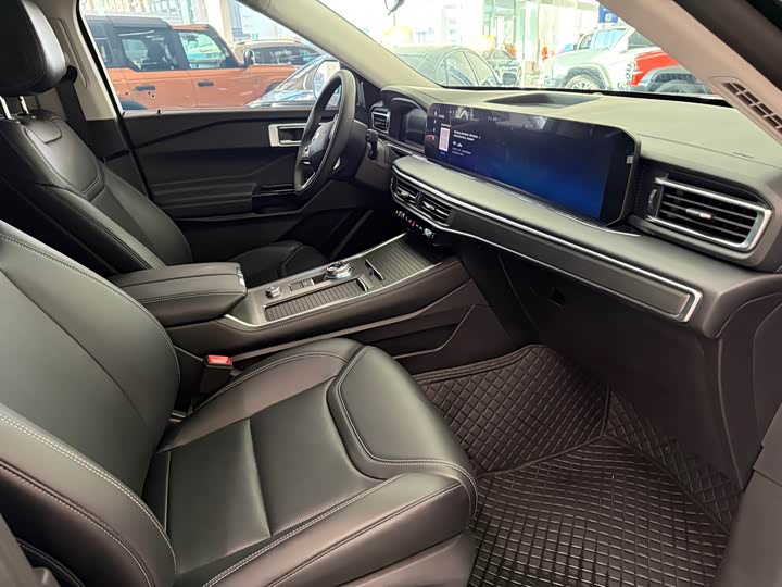Ford Explorer 2025 2025款 2.3T EcoBoost 四驱穿越版 5座