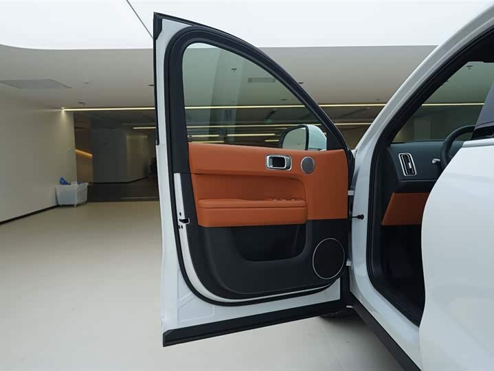 LiXiang L6 2025 2025款 Pro 智能焕新版