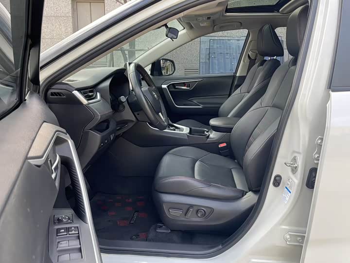 Toyota Wildlander Hybrid 2021 2021款 高性能版 2.5L 四驱劲擎版