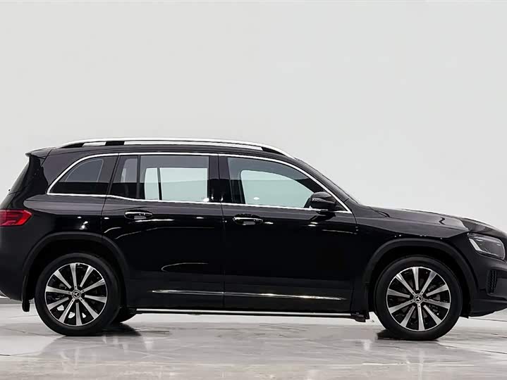Mercedes-Benz GLB-Class 2024 2024款 GLB 220 时尚型
