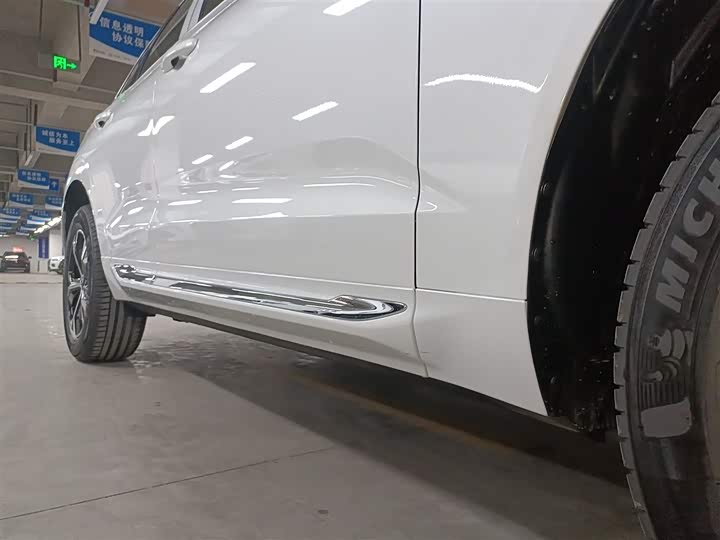 Volvo XC60 2026 2026款 B5 四驱智逸豪华版