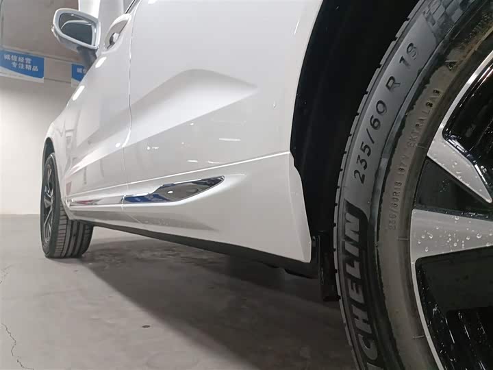 Volvo XC60 2026 2026款 B5 四驱智逸豪华版