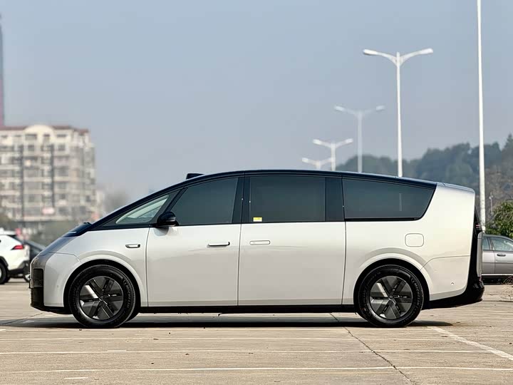 LiXiang Mega 2024 2024款 Ultra