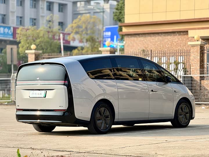 LiXiang Mega 2024 2024款 Ultra