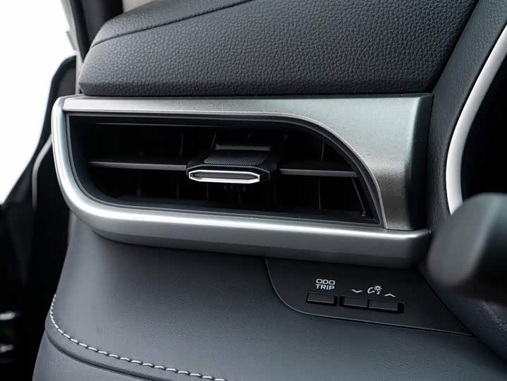 Toyota Highlander 2024 2024款 2.5L智能电混双擎两驱精英版 5座