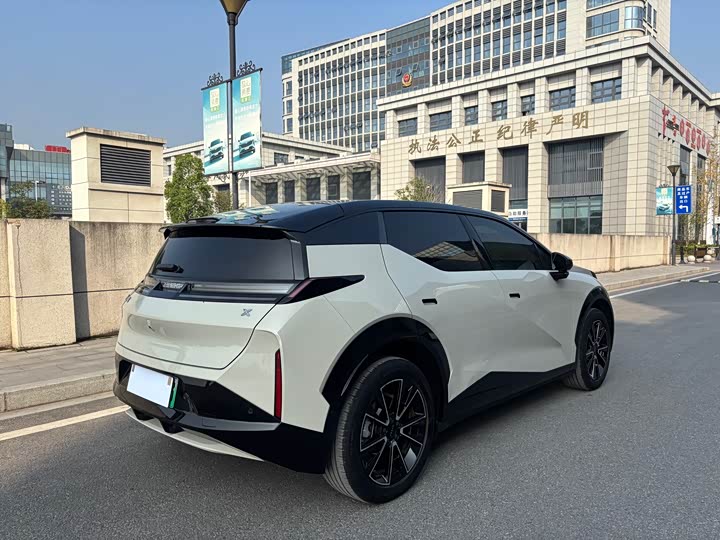 Zeekr X 2025 2025款 五座长续航版