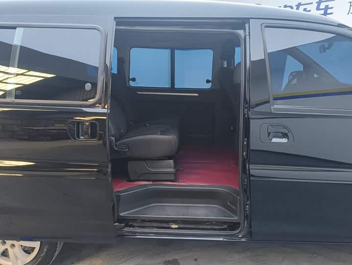 Dongfeng Forthing Lingzhi M5 2023 2023款 M5L 1.6L 舒适型 7座