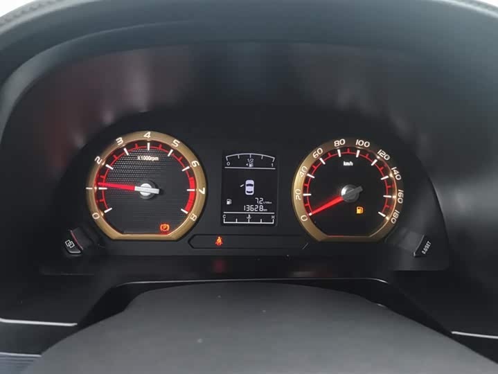 Dongfeng Forthing Lingzhi M5 2023 2023款 M5L 1.6L 舒适型 7座