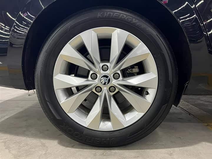 Skoda Superb 2021 2021款 TSI280 DSG舒适版