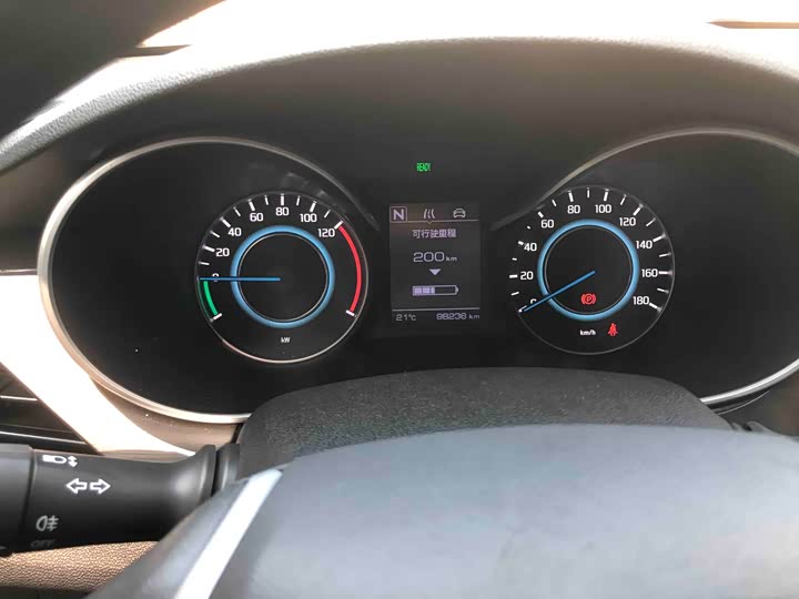 Changan Eado EV 2022 2022款 EV460 智行网约版 磷酸铁锂