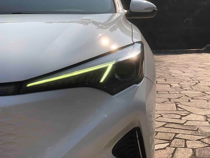 Changan Eado EV 2022 2022款 EV460 智行网约版 磷酸铁锂