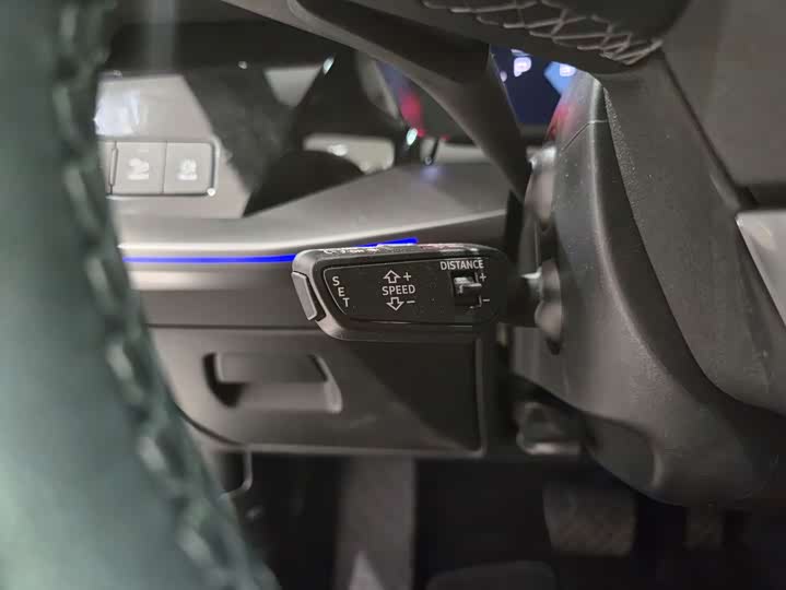 Audi A3 2025 2025款 A3L Limousine 35TFSI 飞驰尊享型