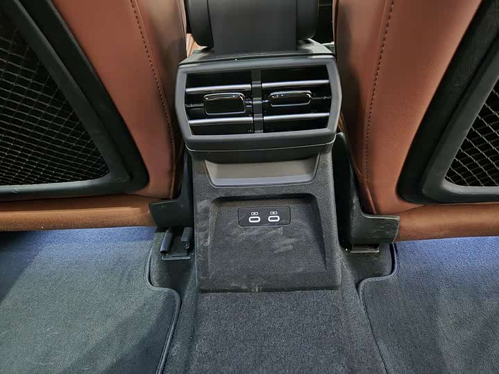 Audi A3 2025 2025款 A3L Limousine 35TFSI 飞驰尊享型