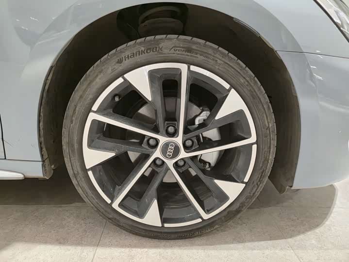 Audi A3 2025 2025款 A3L Limousine 35TFSI 飞驰尊享型