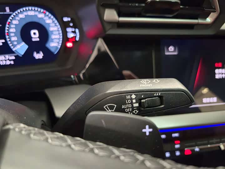 Audi A3 2025 2025款 A3L Limousine 35TFSI 飞驰尊享型