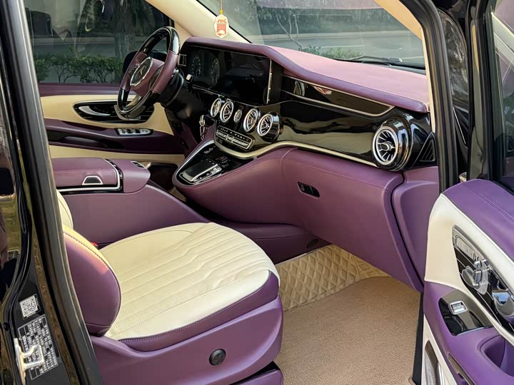 Mercedes-Benz Vito 2024 2024款 2.0T 商务版 7座