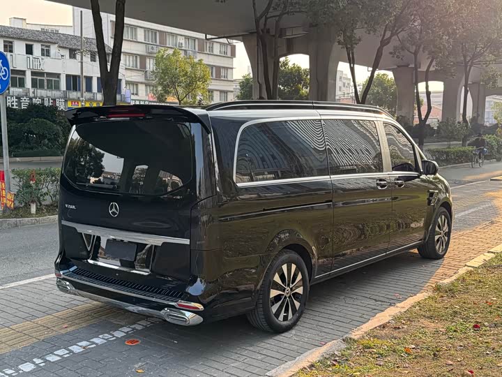 Mercedes-Benz Vito 2024 2024款 2.0T 商务版 7座
